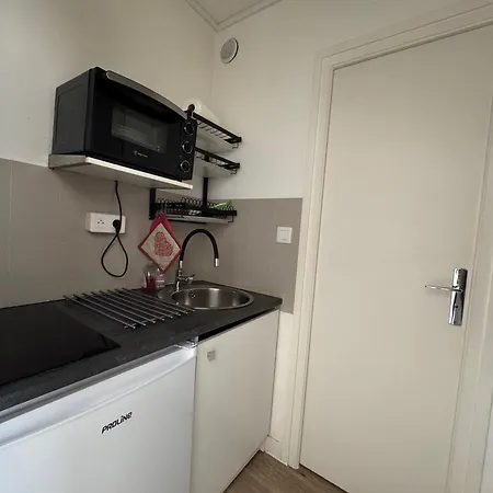 Apartment Moderne Et Cosy Avec Loggia, Vue Montagnes, Internet - Fr-1-555-114